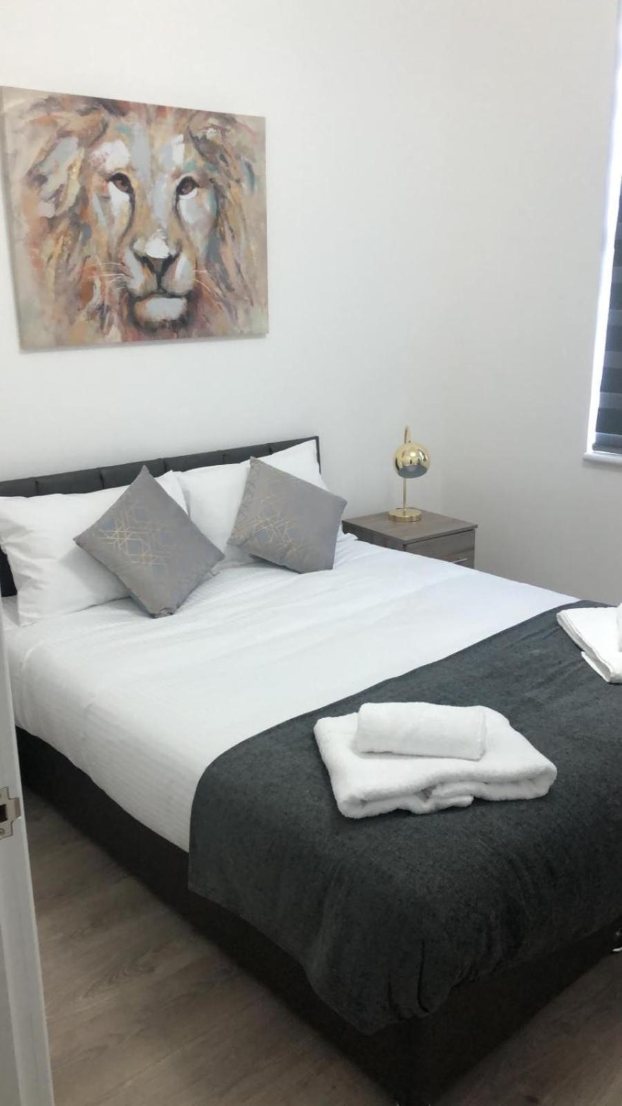 Appartamento Sapphire House Telford Esterno foto