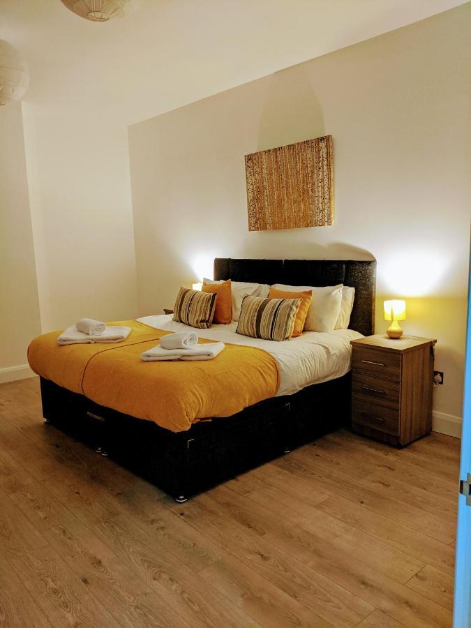 Appartamento Sapphire House Telford Esterno foto